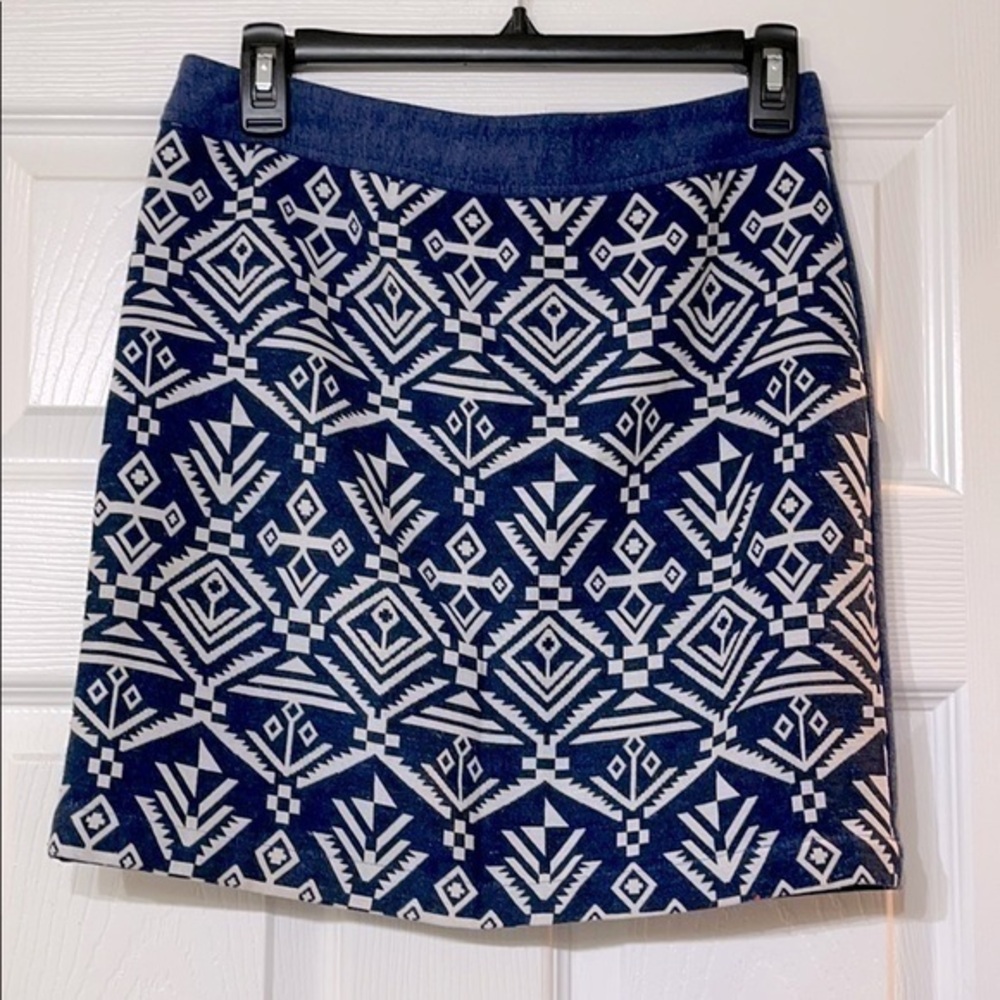 Stitch Fix Pixley Aztec print mini